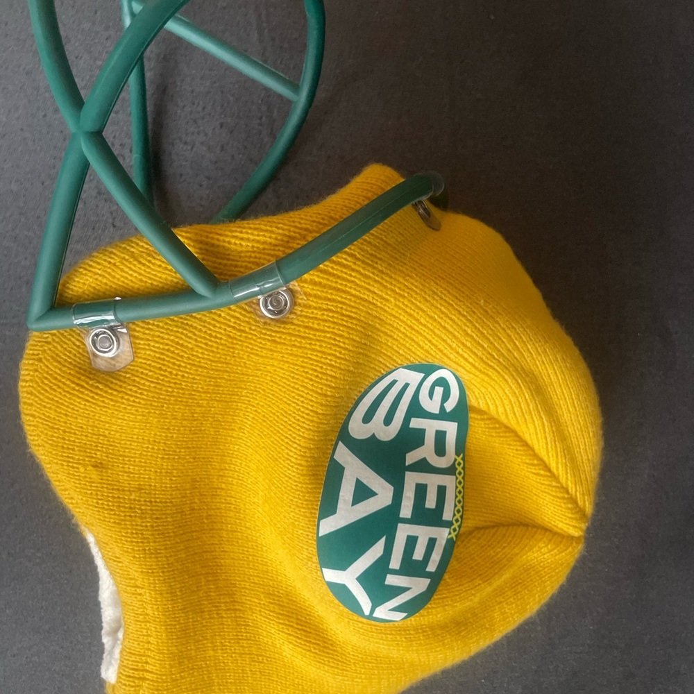 Green Bay Yellow Knit Hat